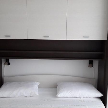 Apartment Nena- Apartman Sa Posebnim Ulazom U Prizemlju, Terasom I Zelenom Okucnicom Rakotule Eksteriør bilde