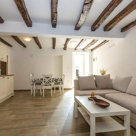 Apartment Nena- Apartman Sa Posebnim Ulazom U Prizemlju, Terasom I Zelenom Okucnicom Rakotule Eksteriør bilde