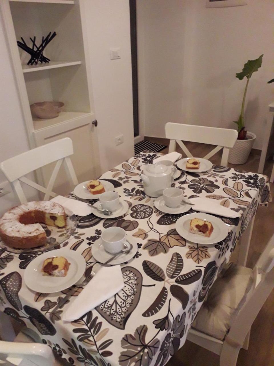 Apartment Nena- Apartman Sa Posebnim Ulazom U Prizemlju, Terasom I Zelenom Okucnicom Rakotule Eksteriør bilde