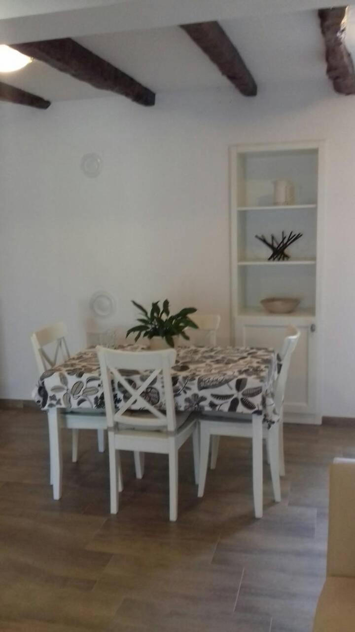 Apartment Nena- Apartman Sa Posebnim Ulazom U Prizemlju, Terasom I Zelenom Okucnicom Rakotule Eksteriør bilde